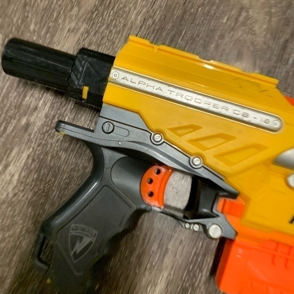 Set of 3 NERF guns. Not working - Picture 2 of 16